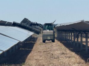 Spalare Profesionala A Panourilor Fotovoltaice Instalate Pe Solwhatsapp Image 2026 03 19 At 12.59.49 3